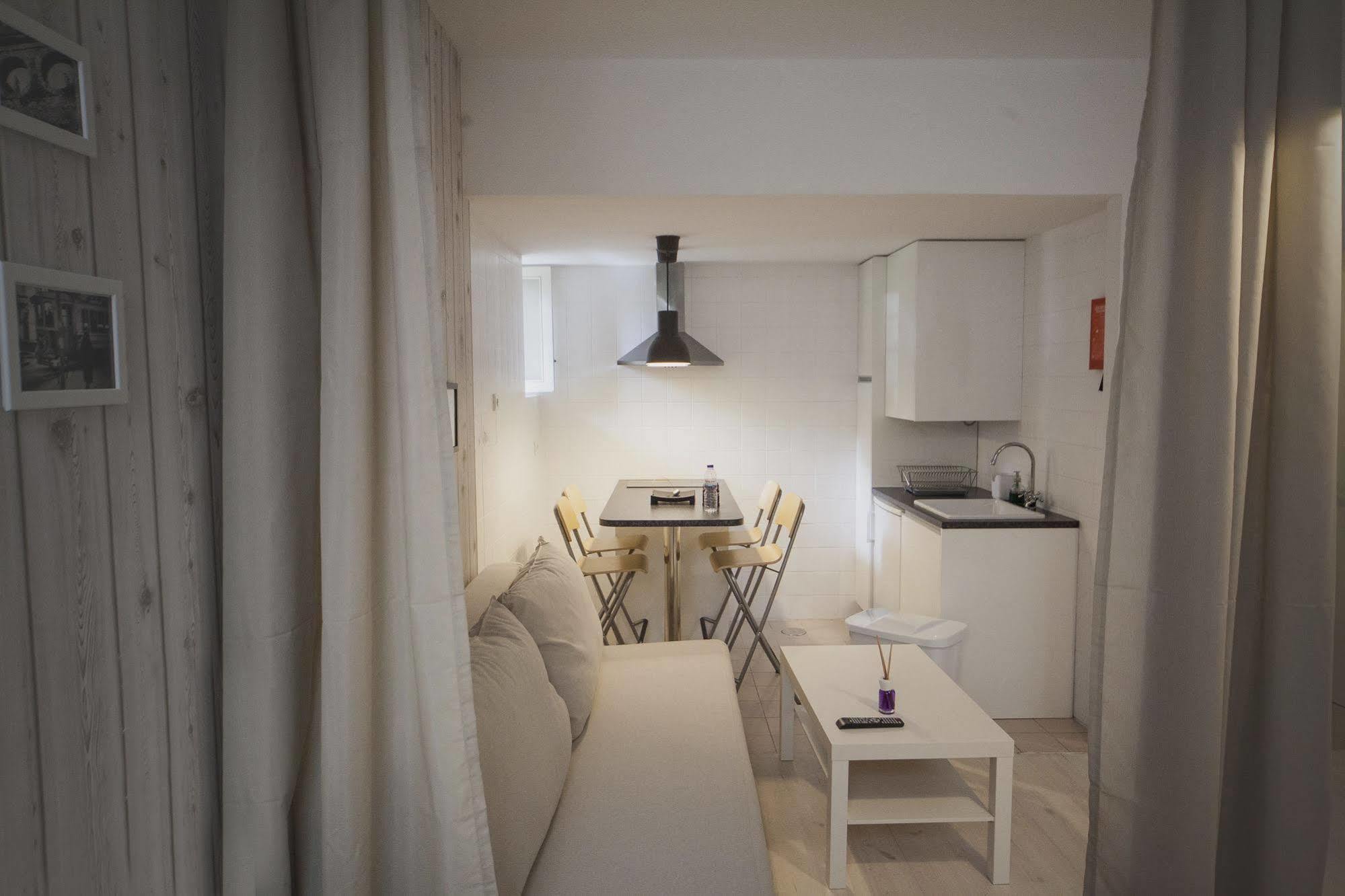 Terro Collection - Porto Apartment ภายนอก รูปภาพ